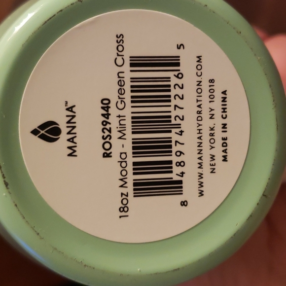 Manna cross design water flask - Picture 3 of 4